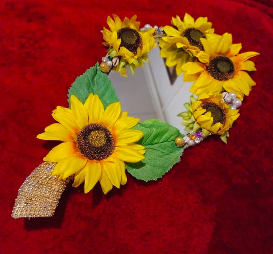 Manifestation Beauty Mirror
